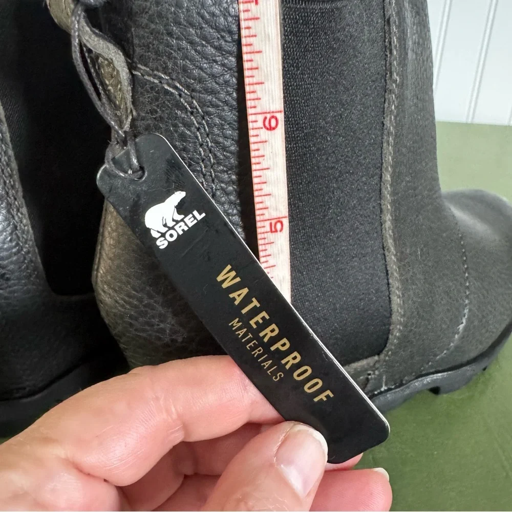 *NWT* Sorel Women's Waterproof Leather Arctic Wedge II Chelsea Boots in Quarry